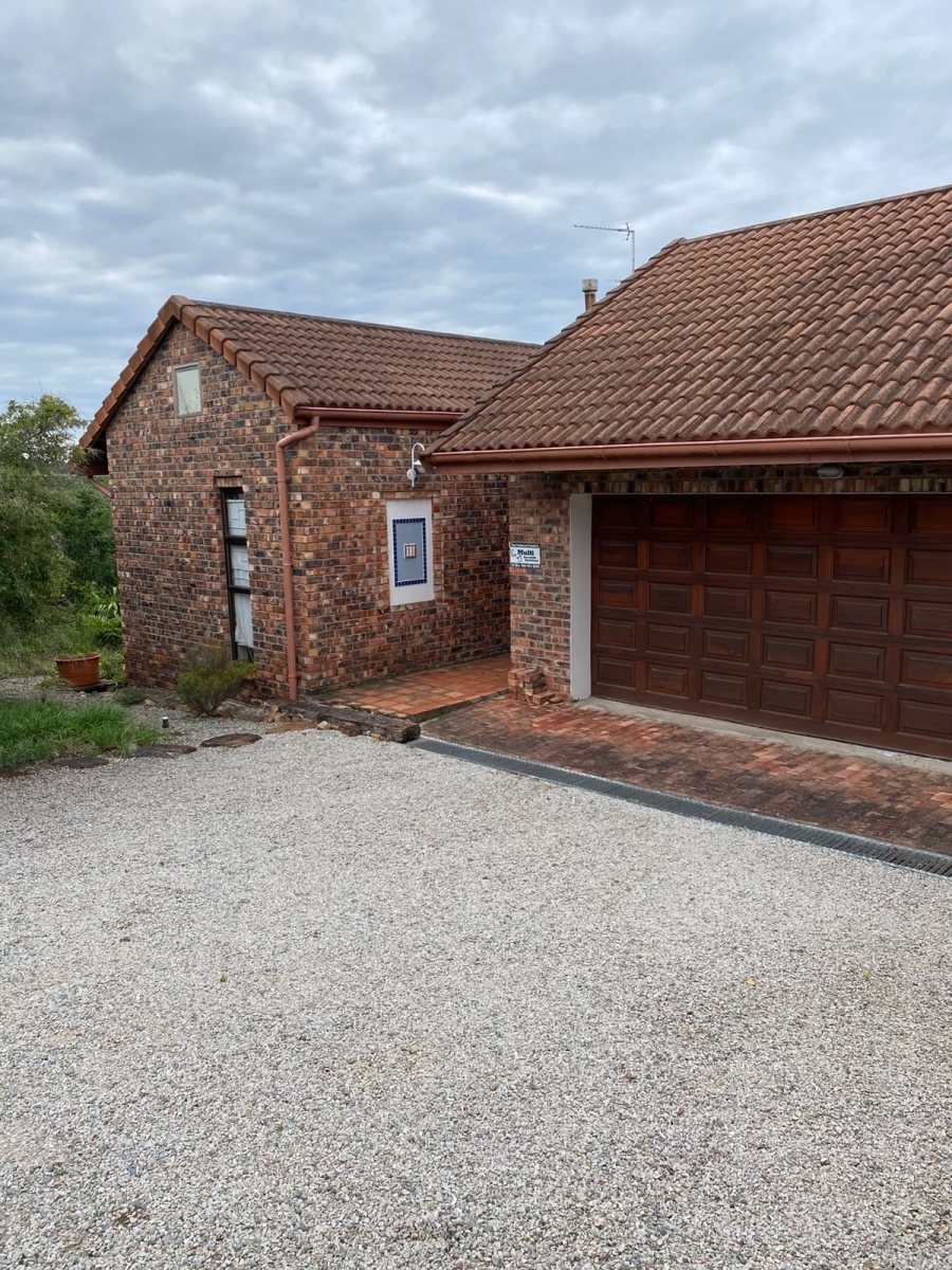 3 Bedroom Property for Sale in Seafield Eastern Cape
